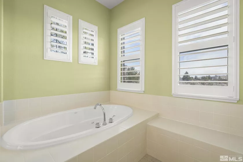 15355 Redmond, Reno, Nevada 89511, 4 Bedrooms Bedrooms, ,4 BathroomsBathrooms,Residential,Residential,Redmond,250004795