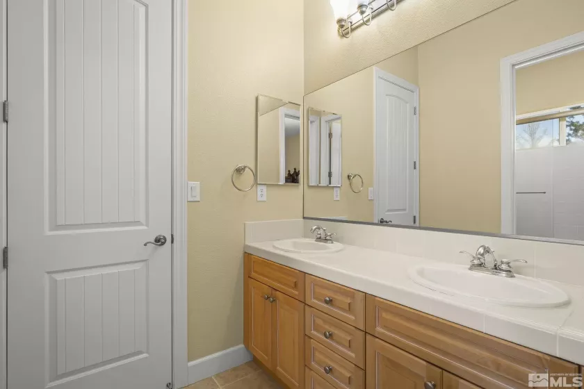 15355 Redmond, Reno, Nevada 89511, 4 Bedrooms Bedrooms, ,4 BathroomsBathrooms,Residential,Residential,Redmond,250004795