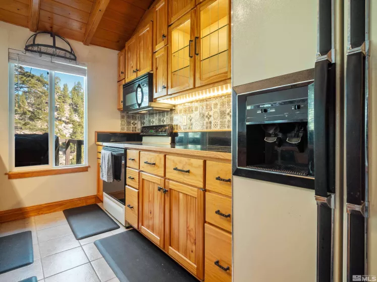 723 Gary, Stateline, Nevada 89449, 2 Bedrooms Bedrooms, ,2 BathroomsBathrooms,Residential,Residential,Gary,250005447