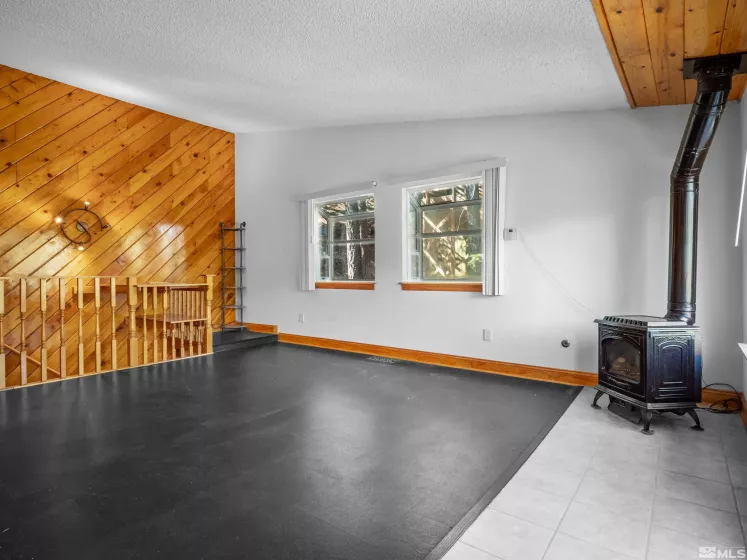 723 Gary, Stateline, Nevada 89449, 2 Bedrooms Bedrooms, ,2 BathroomsBathrooms,Residential,Residential,Gary,250005447