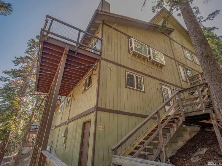 723 Gary, Stateline, Nevada 89449, 2 Bedrooms Bedrooms, ,2 BathroomsBathrooms,Residential,Residential,Gary,250005447