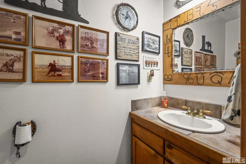 6811 Reno, Fallon, Nevada 89406, 3 Bedrooms Bedrooms, ,3 BathroomsBathrooms,Residential,Residential,Reno,250005444