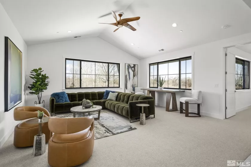 4060 Goodsell, Reno, Nevada 89523, 5 Bedrooms Bedrooms, ,5 BathroomsBathrooms,Residential,Residential,Goodsell,250003210