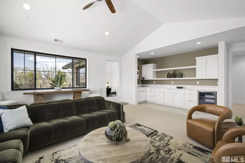 4060 Goodsell, Reno, Nevada 89523, 5 Bedrooms Bedrooms, ,5 BathroomsBathrooms,Residential,Residential,Goodsell,250003210