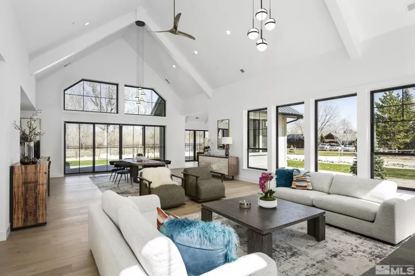 4060 Goodsell, Reno, Nevada 89523, 5 Bedrooms Bedrooms, ,5 BathroomsBathrooms,Residential,Residential,Goodsell,250003210