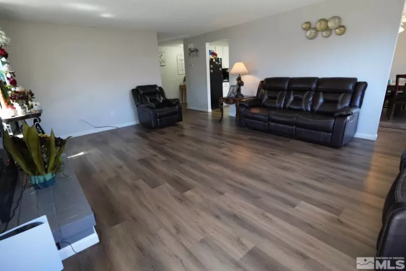 2733 Baker, Carson City, Nevada 89701, 3 Bedrooms Bedrooms, ,2 BathroomsBathrooms,Residential,Residential,Baker,250004193