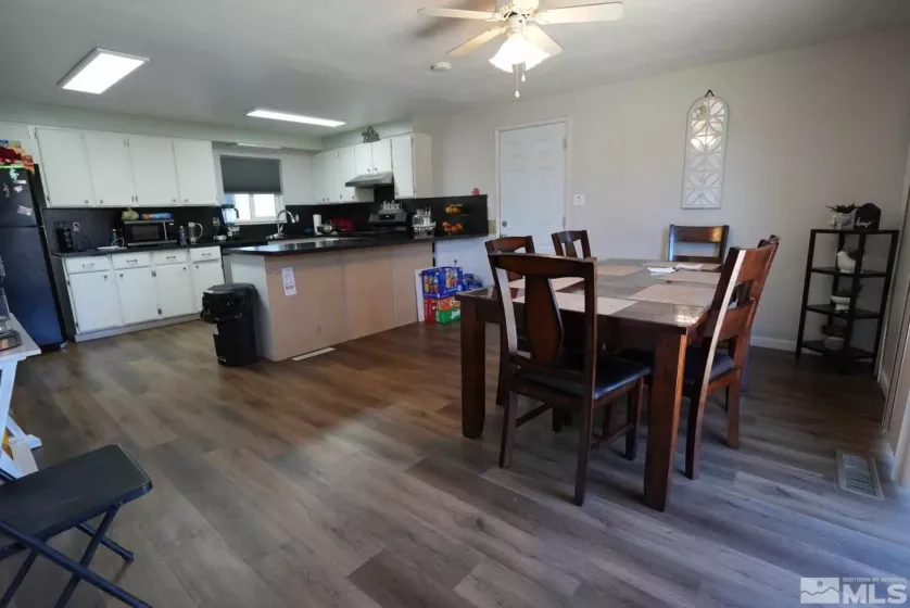 2733 Baker, Carson City, Nevada 89701, 3 Bedrooms Bedrooms, ,2 BathroomsBathrooms,Residential,Residential,Baker,250004193