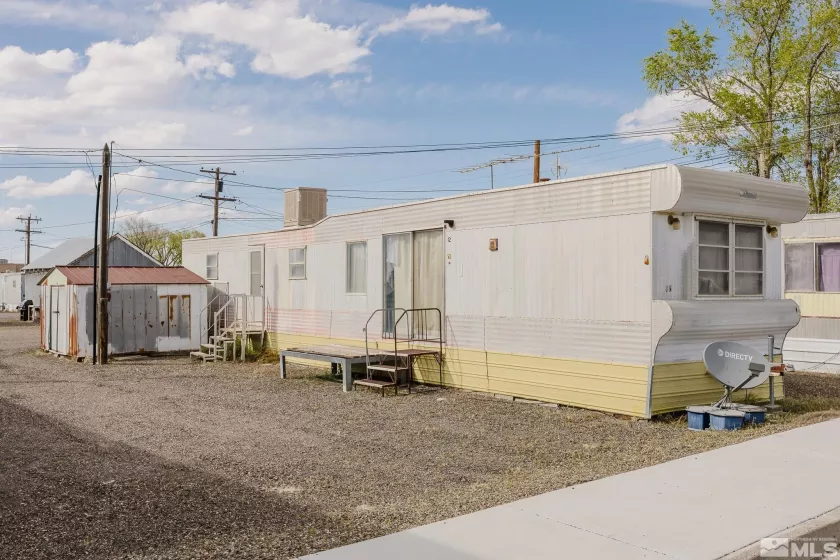64 7th, Battle Mountain, Nevada 89820, ,Commercial Sale,Residential,7th,240011164