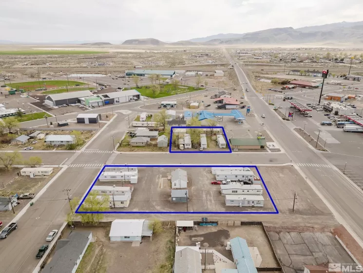 64 7th, Battle Mountain, Nevada 89820, ,Commercial Sale,Residential,7th,240011164