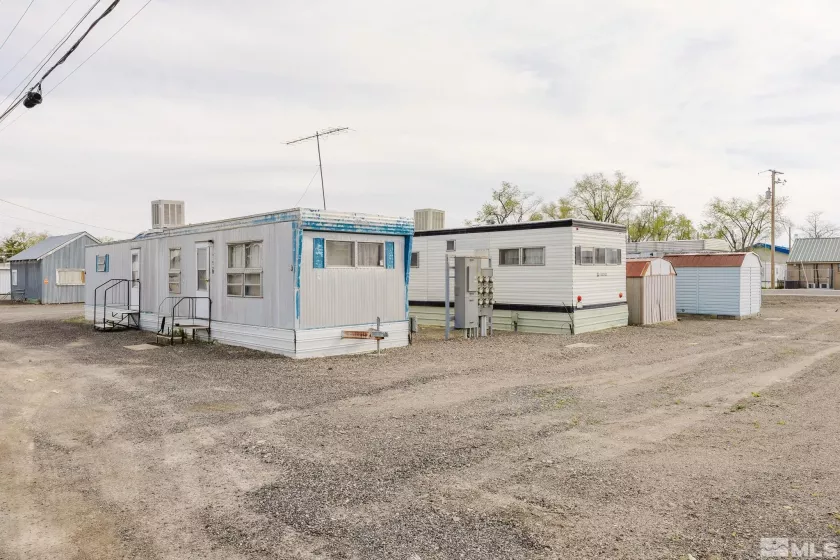 64 7th, Battle Mountain, Nevada 89820, ,Commercial Sale,Residential,7th,240011164
