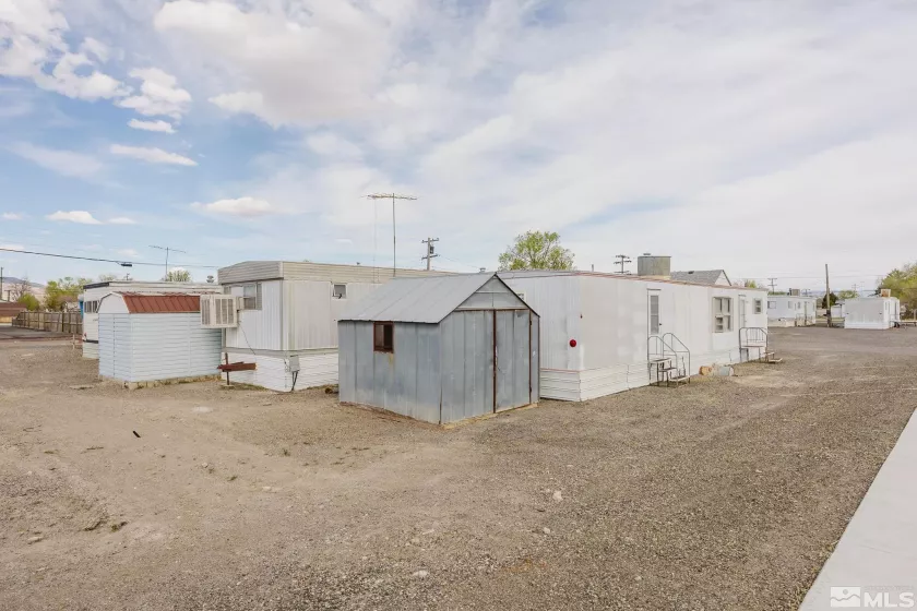 64 7th, Battle Mountain, Nevada 89820, ,Commercial Sale,Residential,7th,240011164
