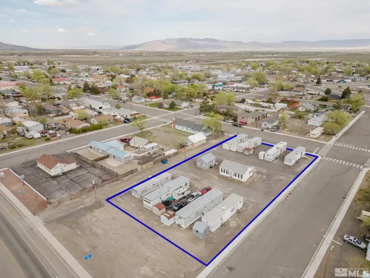 64 7th, Battle Mountain, Nevada 89820, ,Commercial Sale,Residential,7th,240011164