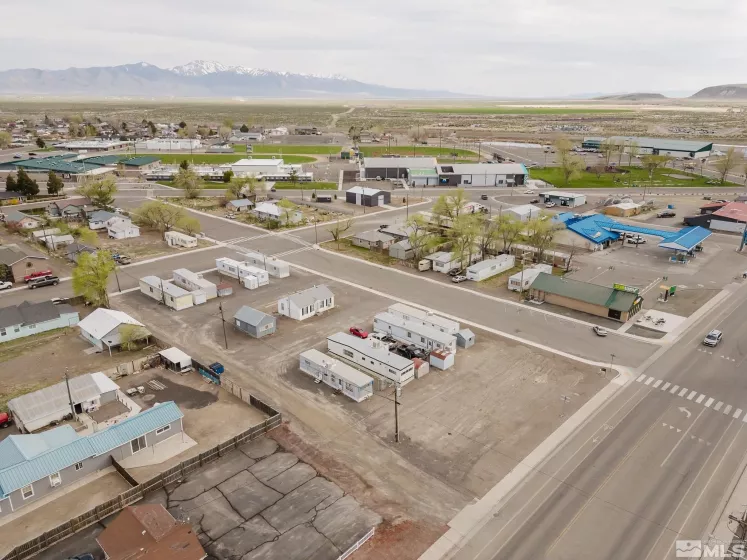 64 7th, Battle Mountain, Nevada 89820, ,Commercial Sale,Residential,7th,240011164