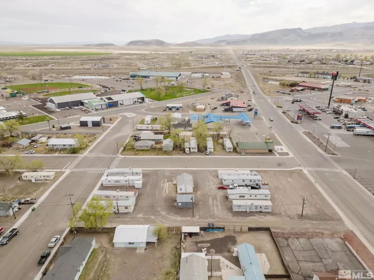 64 7th, Battle Mountain, Nevada 89820, ,Commercial Sale,Residential,7th,240011164
