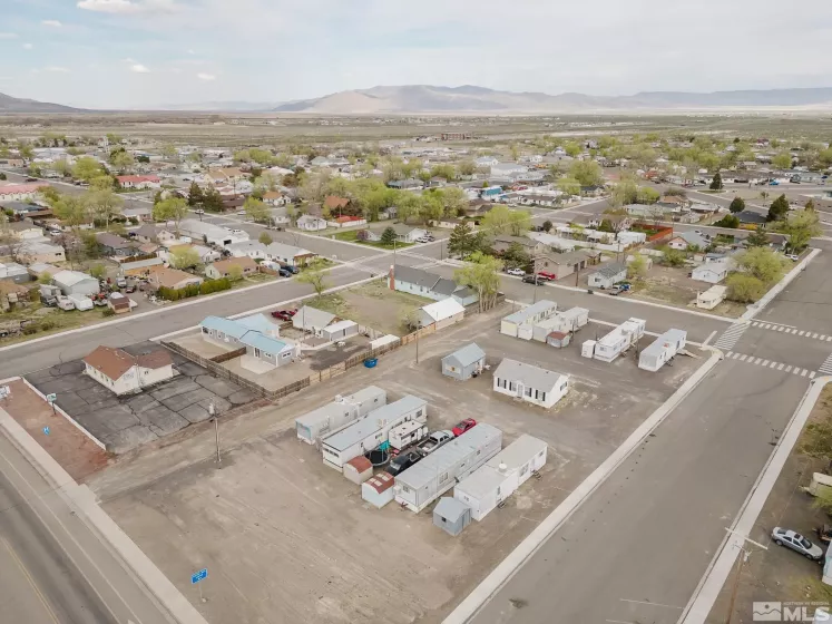 64 7th, Battle Mountain, Nevada 89820, ,Commercial Sale,Residential,7th,240011164