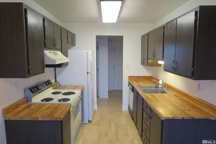 3921 Clear Acre, Reno, Nevada 89512, 1 Bedroom Bedrooms, ,1 BathroomBathrooms,Residential,Residential,Clear Acre,250000102