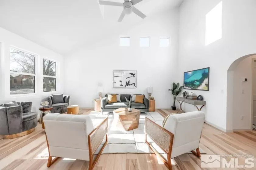 615 John Fremont, Reno, Nevada 89509, 3 Bedrooms Bedrooms, ,4 BathroomsBathrooms,Residential,Residential,John Fremont,250004322