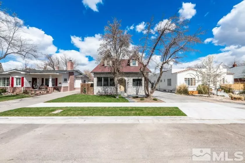 615 John Fremont, Reno, Nevada 89509, 3 Bedrooms Bedrooms, ,4 BathroomsBathrooms,Residential,Residential,John Fremont,250004322