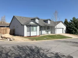 100 Wintercrest, Verdi, Nevada 89439, 4 Bedrooms Bedrooms, ,2 BathroomsBathrooms,Residential,Residential,Wintercrest,250003623
