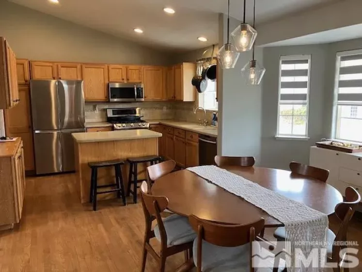 100 Wintercrest, Verdi, Nevada 89439, 4 Bedrooms Bedrooms, ,2 BathroomsBathrooms,Residential,Residential,Wintercrest,250003623