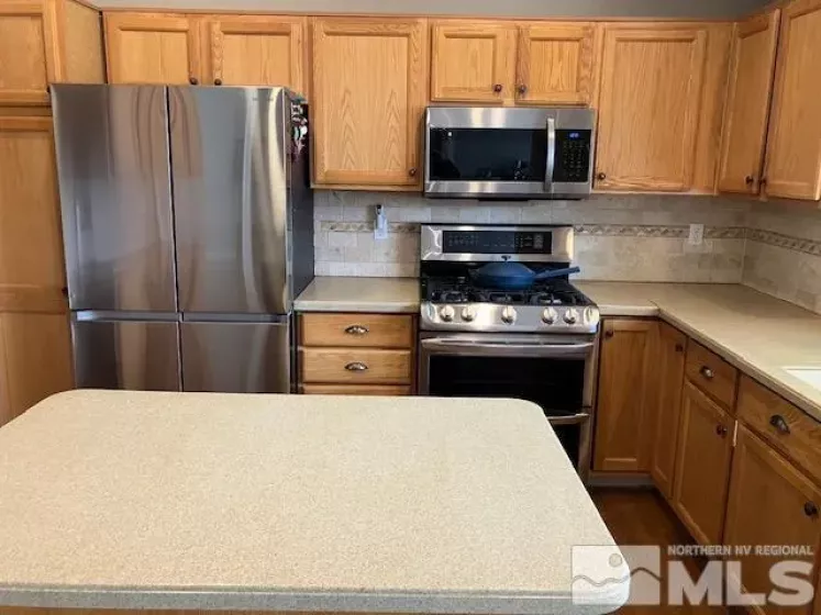 100 Wintercrest, Verdi, Nevada 89439, 4 Bedrooms Bedrooms, ,2 BathroomsBathrooms,Residential,Residential,Wintercrest,250003623