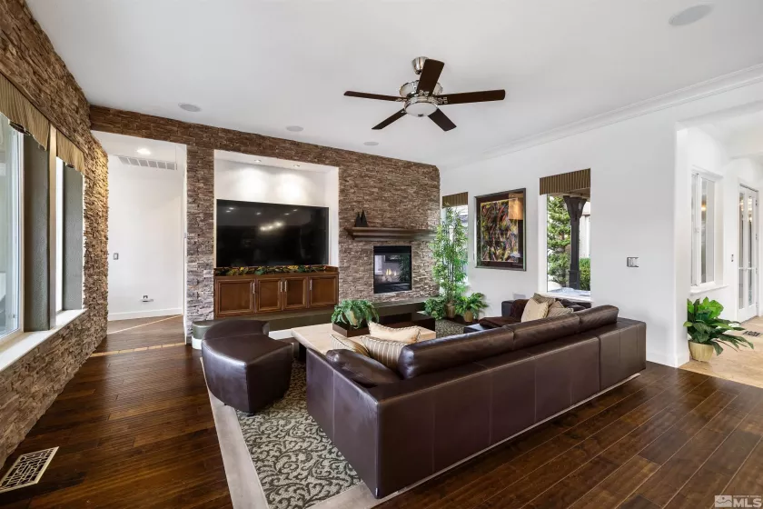 1845 Graysburg, Reno, Nevada 89523, 4 Bedrooms Bedrooms, ,6 BathroomsBathrooms,Residential,Residential,Graysburg,250001135