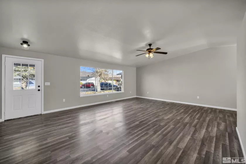1381 Spooner, Carson City, Nevada 89706, 3 Bedrooms Bedrooms, ,2 BathroomsBathrooms,Residential,Residential,Spooner,240014954