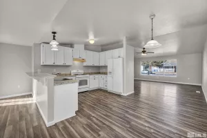 1381 Spooner, Carson City, Nevada 89706, 3 Bedrooms Bedrooms, ,2 BathroomsBathrooms,Residential,Residential,Spooner,240014954