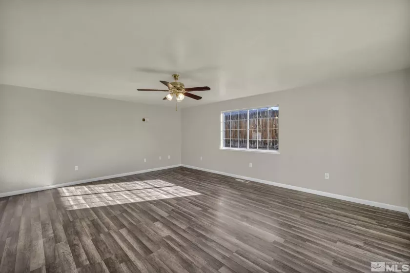 1381 Spooner, Carson City, Nevada 89706, 3 Bedrooms Bedrooms, ,2 BathroomsBathrooms,Residential,Residential,Spooner,240014954