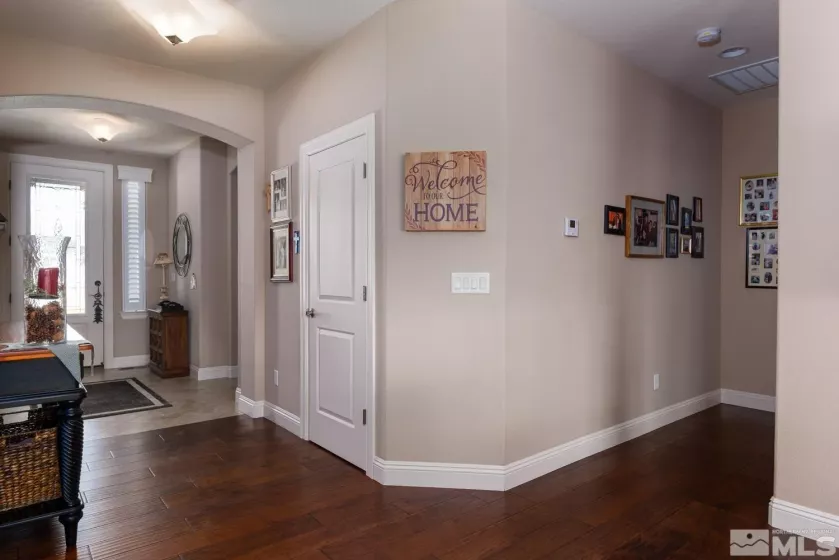 1058 Aspen Brook, Gardnerville, Nevada 89460, 4 Bedrooms Bedrooms, ,3 BathroomsBathrooms,Residential,Residential,Aspen Brook,250005605