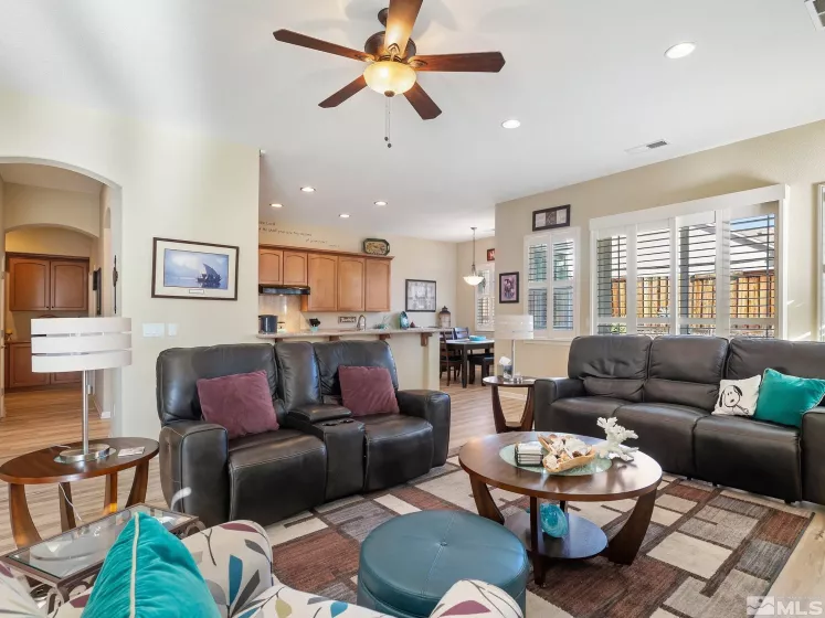 6648 Equation, Sparks, Nevada 89436, 3 Bedrooms Bedrooms, ,2 BathroomsBathrooms,Residential,Residential,Equation,250000958