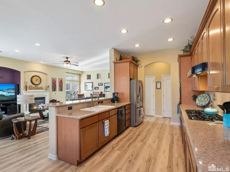 6648 Equation, Sparks, Nevada 89436, 3 Bedrooms Bedrooms, ,2 BathroomsBathrooms,Residential,Residential,Equation,250000958