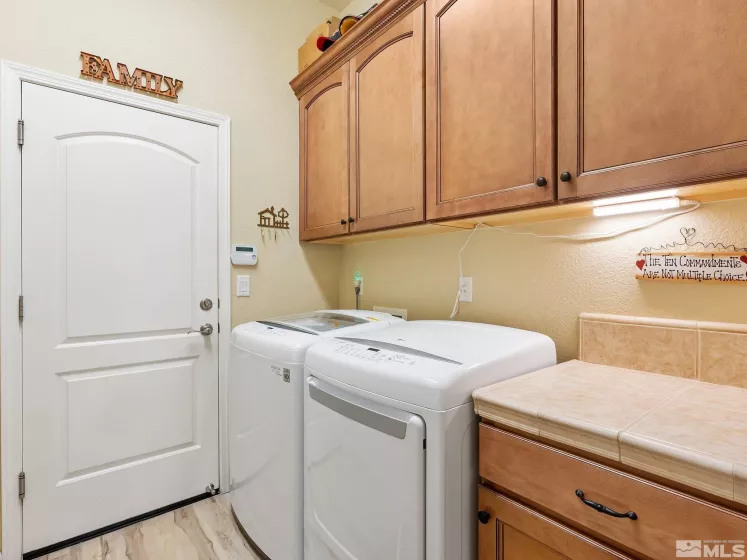 6648 Equation, Sparks, Nevada 89436, 3 Bedrooms Bedrooms, ,2 BathroomsBathrooms,Residential,Residential,Equation,250000958