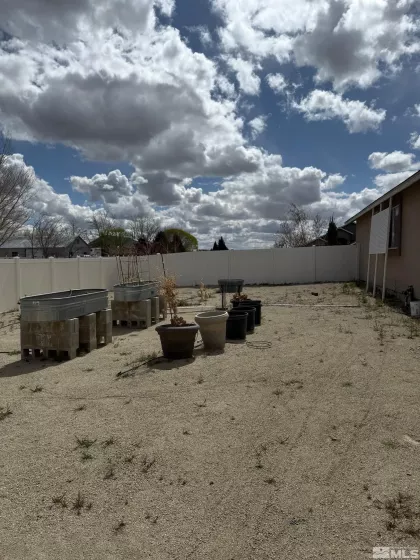 5710 Sarah, Fallon, Nevada 89406, 3 Bedrooms Bedrooms, ,2 BathroomsBathrooms,Residential,Residential,Sarah,250004218