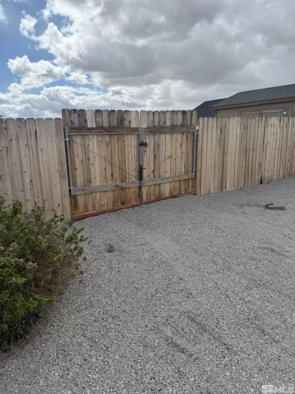 5710 Sarah, Fallon, Nevada 89406, 3 Bedrooms Bedrooms, ,2 BathroomsBathrooms,Residential,Residential,Sarah,250004218