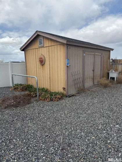5710 Sarah, Fallon, Nevada 89406, 3 Bedrooms Bedrooms, ,2 BathroomsBathrooms,Residential,Residential,Sarah,250004218