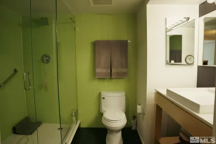 255 Sierra, Reno, Nevada 89501, 1 Bedroom Bedrooms, ,1 BathroomBathrooms,Residential,Residential,Sierra,250005384