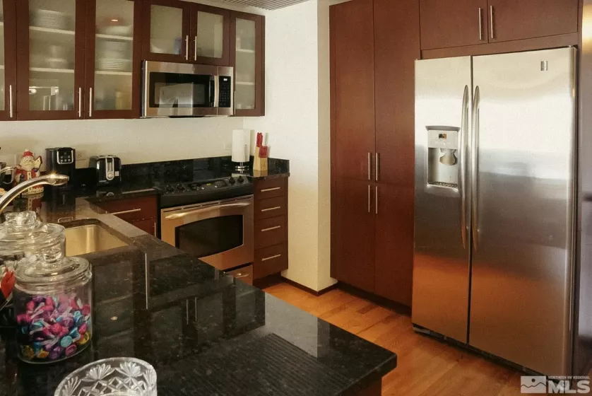 255 Sierra, Reno, Nevada 89501, 1 Bedroom Bedrooms, ,1 BathroomBathrooms,Residential,Residential,Sierra,250005384