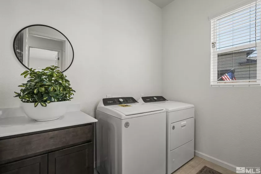 7337 Oakmont, Sparks, Nevada 89436, 2 Bedrooms Bedrooms, ,2 BathroomsBathrooms,Residential,Residential,Oakmont,240014945