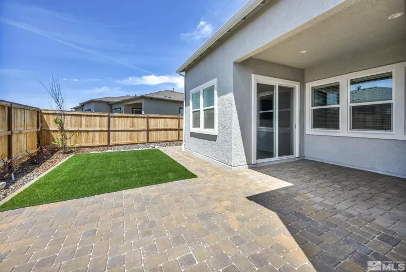 7337 Oakmont, Sparks, Nevada 89436, 2 Bedrooms Bedrooms, ,2 BathroomsBathrooms,Residential,Residential,Oakmont,240014945