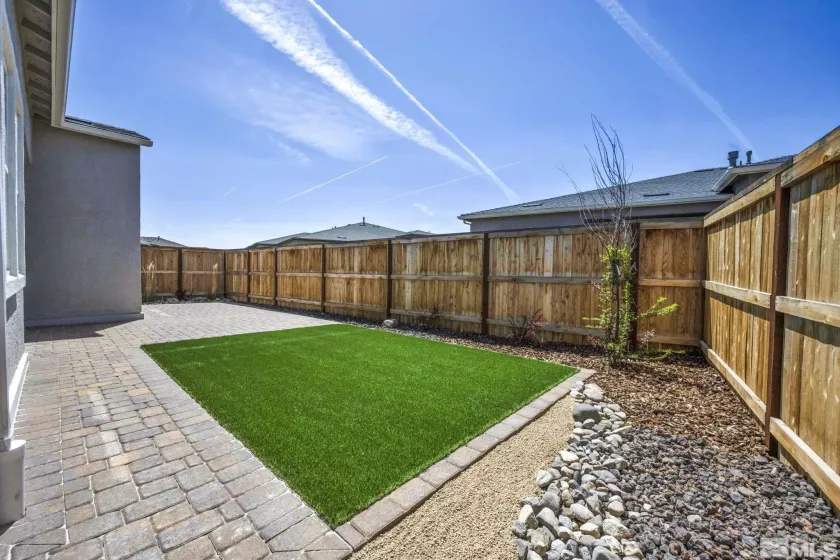 7337 Oakmont, Sparks, Nevada 89436, 2 Bedrooms Bedrooms, ,2 BathroomsBathrooms,Residential,Residential,Oakmont,240014945