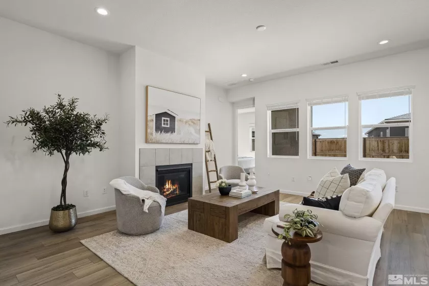 7337 Oakmont, Sparks, Nevada 89436, 2 Bedrooms Bedrooms, ,2 BathroomsBathrooms,Residential,Residential,Oakmont,240014945