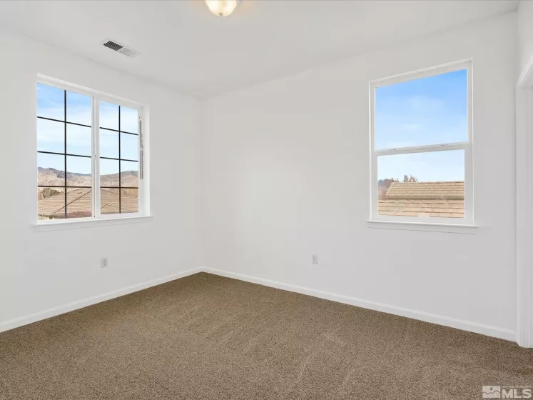 915 Lakeview, Dayton, Nevada 89403, 4 Bedrooms Bedrooms, ,3 BathroomsBathrooms,Residential,Residential,Lakeview,250001370