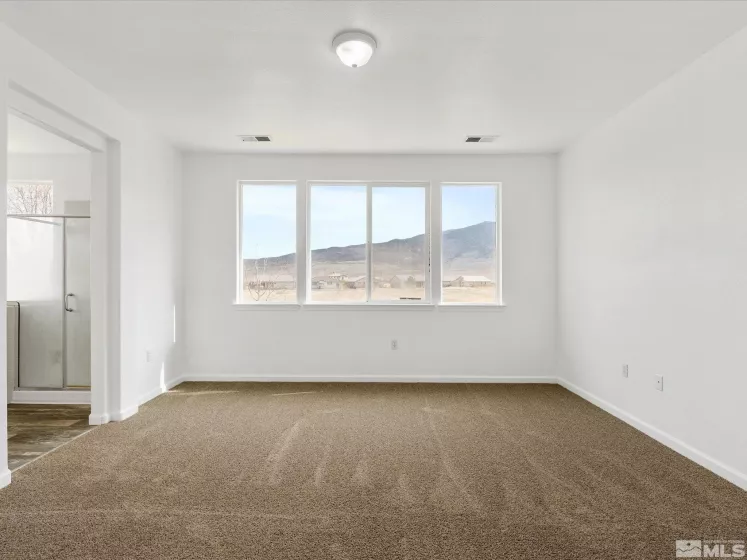915 Lakeview, Dayton, Nevada 89403, 4 Bedrooms Bedrooms, ,3 BathroomsBathrooms,Residential,Residential,Lakeview,250001370