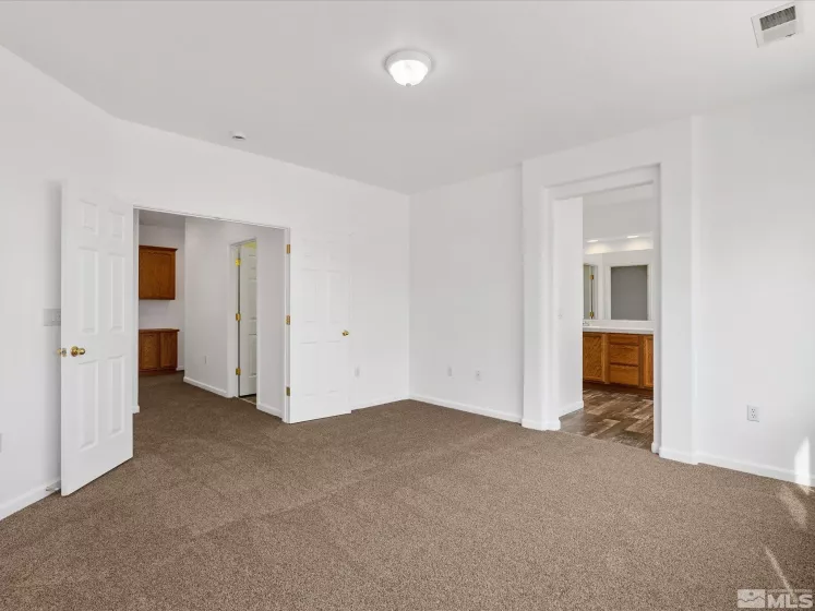 915 Lakeview, Dayton, Nevada 89403, 4 Bedrooms Bedrooms, ,3 BathroomsBathrooms,Residential,Residential,Lakeview,250001370