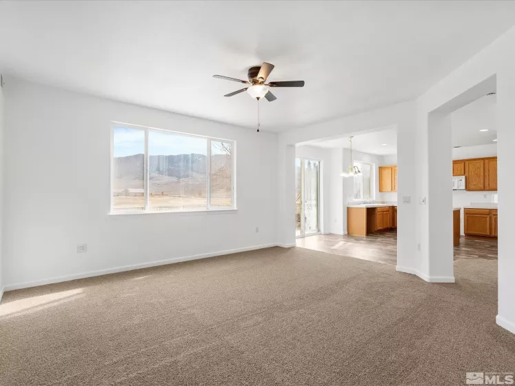 915 Lakeview, Dayton, Nevada 89403, 4 Bedrooms Bedrooms, ,3 BathroomsBathrooms,Residential,Residential,Lakeview,250001370