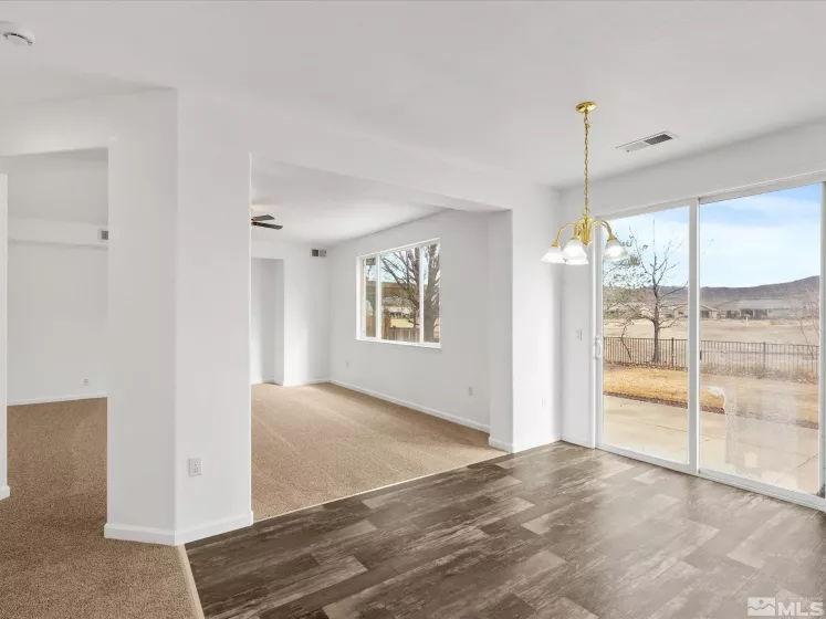 915 Lakeview, Dayton, Nevada 89403, 4 Bedrooms Bedrooms, ,3 BathroomsBathrooms,Residential,Residential,Lakeview,250001370