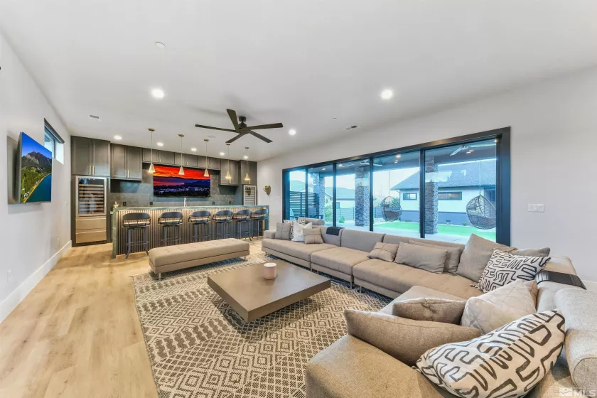 5375 Mountain Creek, Reno, Nevada 89511, 5 Bedrooms Bedrooms, ,7 BathroomsBathrooms,Residential,Residential,Mountain Creek,250001244