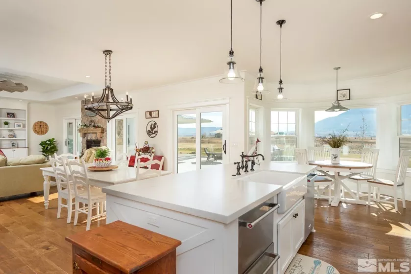 824 Eagle Meadows, Gardnerville, Nevada 89460, 4 Bedrooms Bedrooms, ,4 BathroomsBathrooms,Residential,Residential,Eagle Meadows,240011450