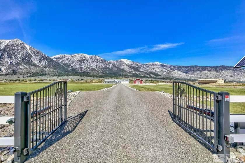 824 Eagle Meadows, Gardnerville, Nevada 89460, 4 Bedrooms Bedrooms, ,4 BathroomsBathrooms,Residential,Residential,Eagle Meadows,240011450